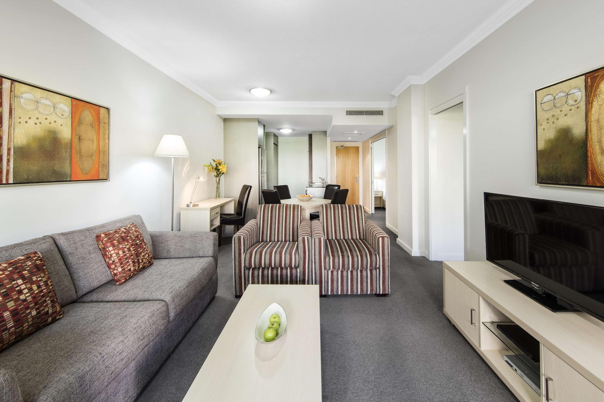 Oaks Brisbane Mews Suites Екстериор снимка