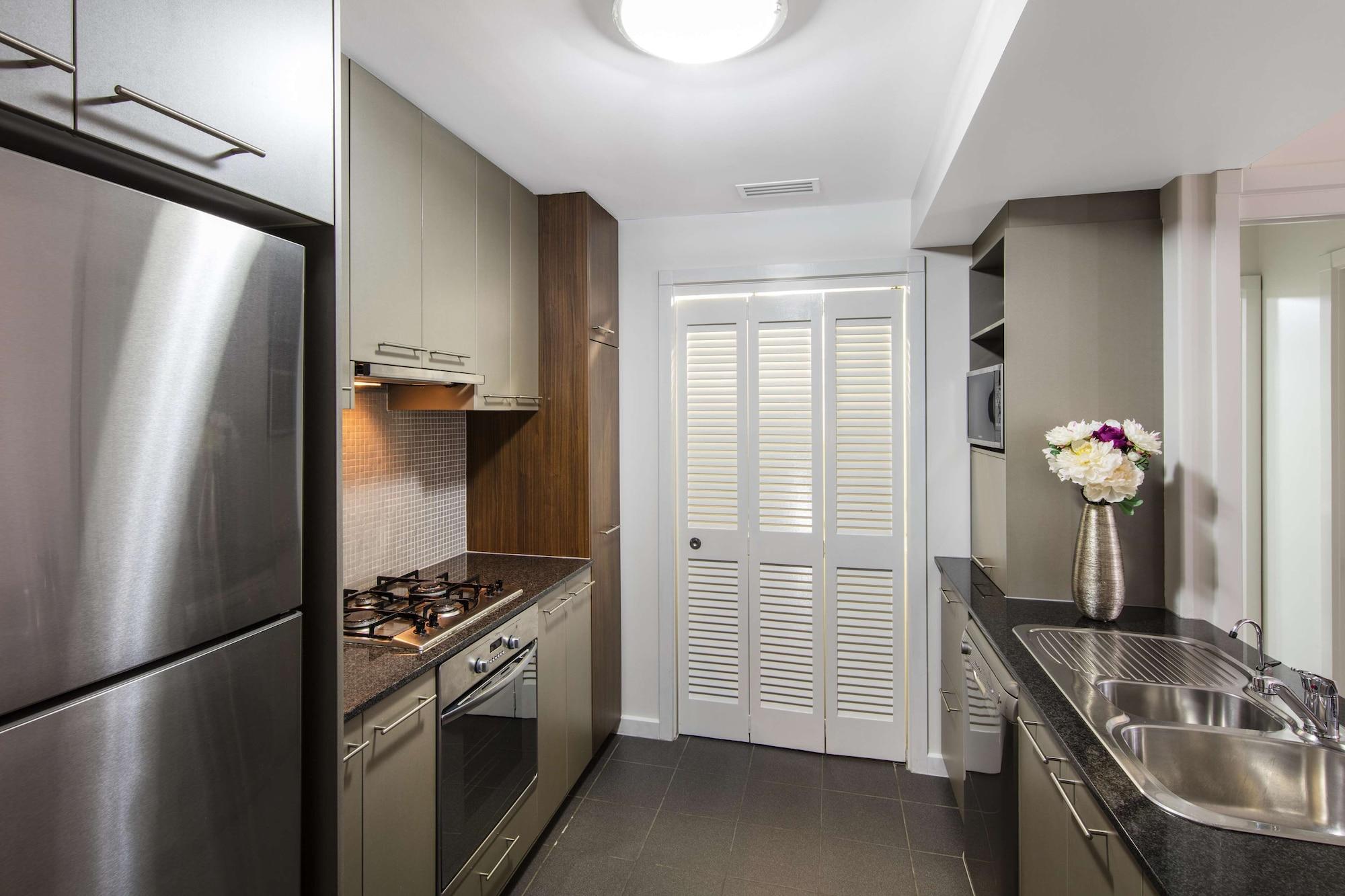 Oaks Brisbane Mews Suites Екстериор снимка